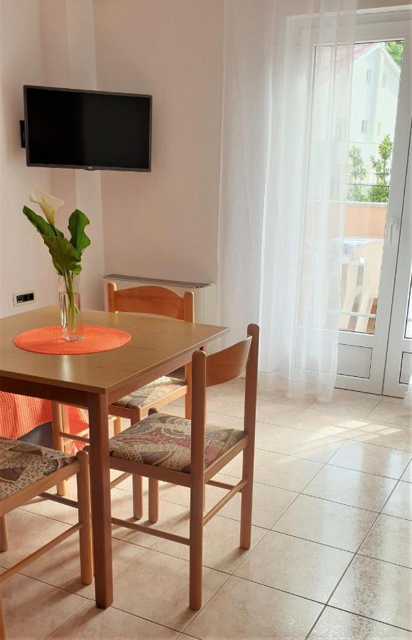 Apartments Ivanovski Rab Town Zewnętrze zdjęcie