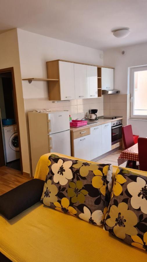 Apartments Ivanovski Rab Town Zewnętrze zdjęcie