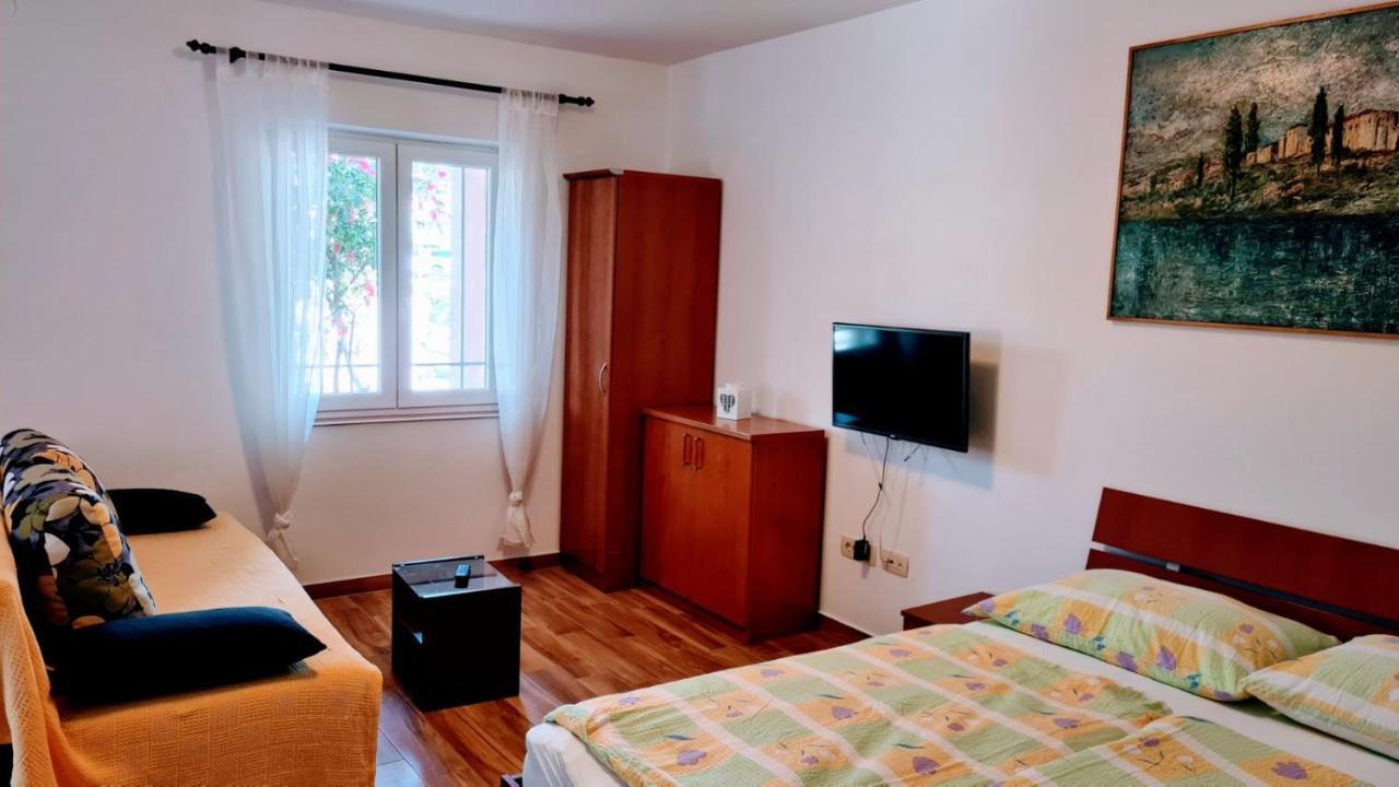Apartments Ivanovski Rab Town Zewnętrze zdjęcie