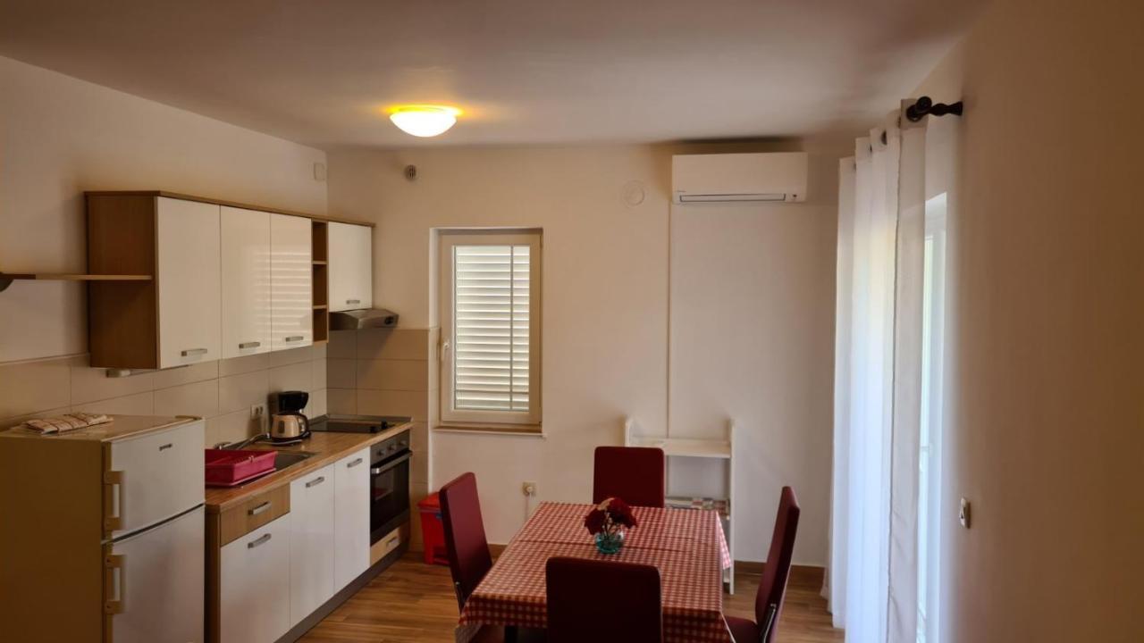 Apartments Ivanovski Rab Town Zewnętrze zdjęcie