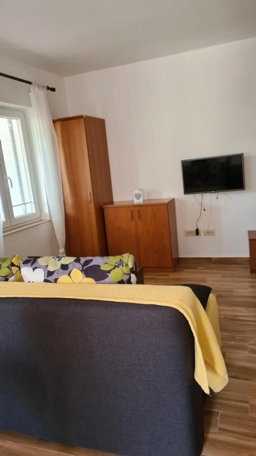 Apartments Ivanovski Rab Town Zewnętrze zdjęcie