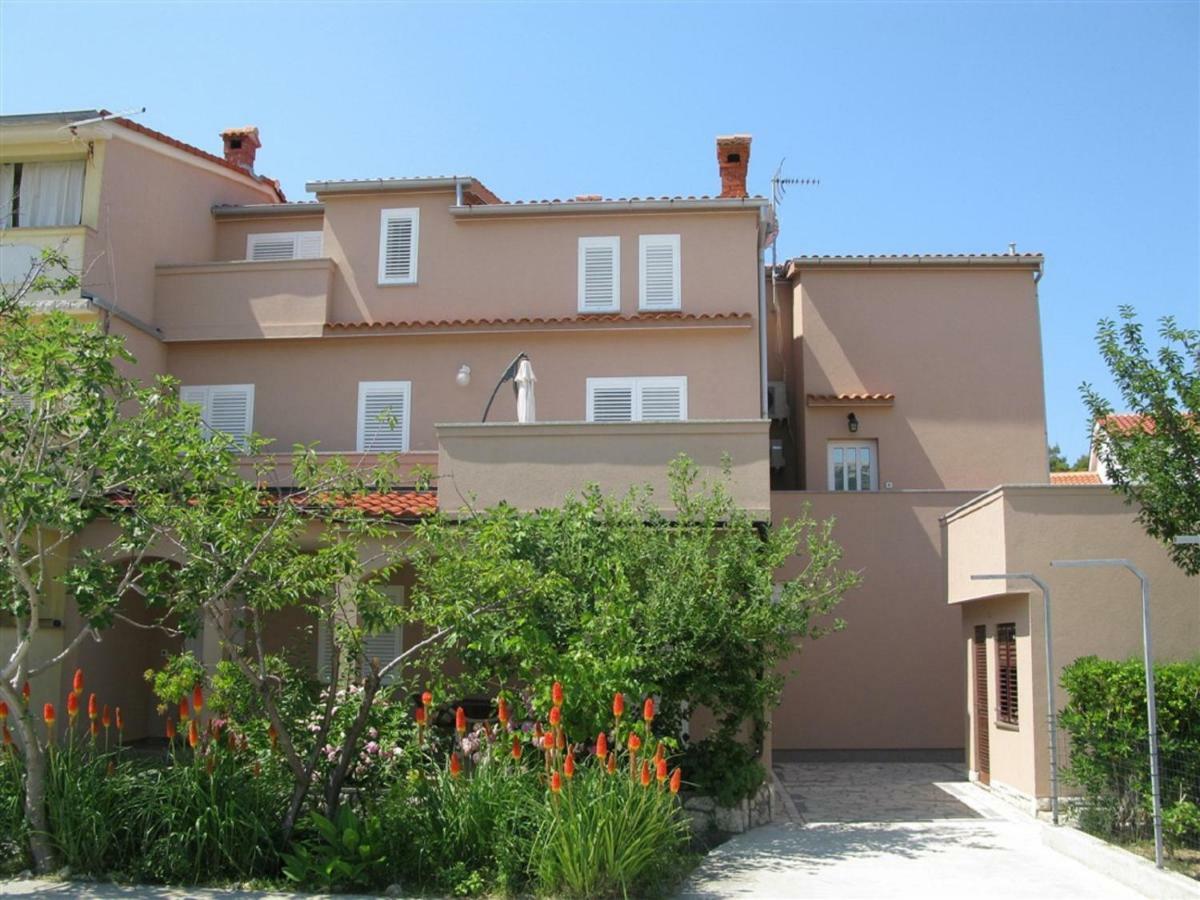 Apartments Ivanovski Rab Town Zewnętrze zdjęcie